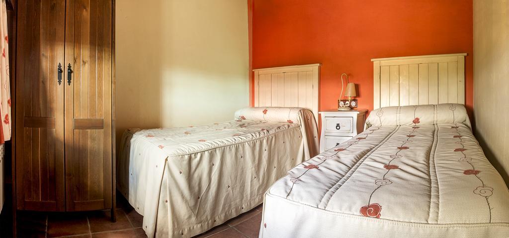 Apartamentos Los Aljezares Gea De Albarracin Ngoại thất bức ảnh