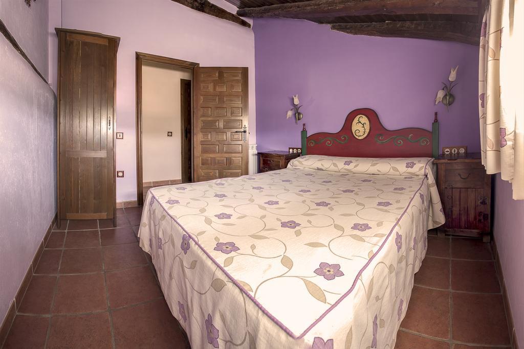 Apartamentos Los Aljezares Gea De Albarracin Ngoại thất bức ảnh